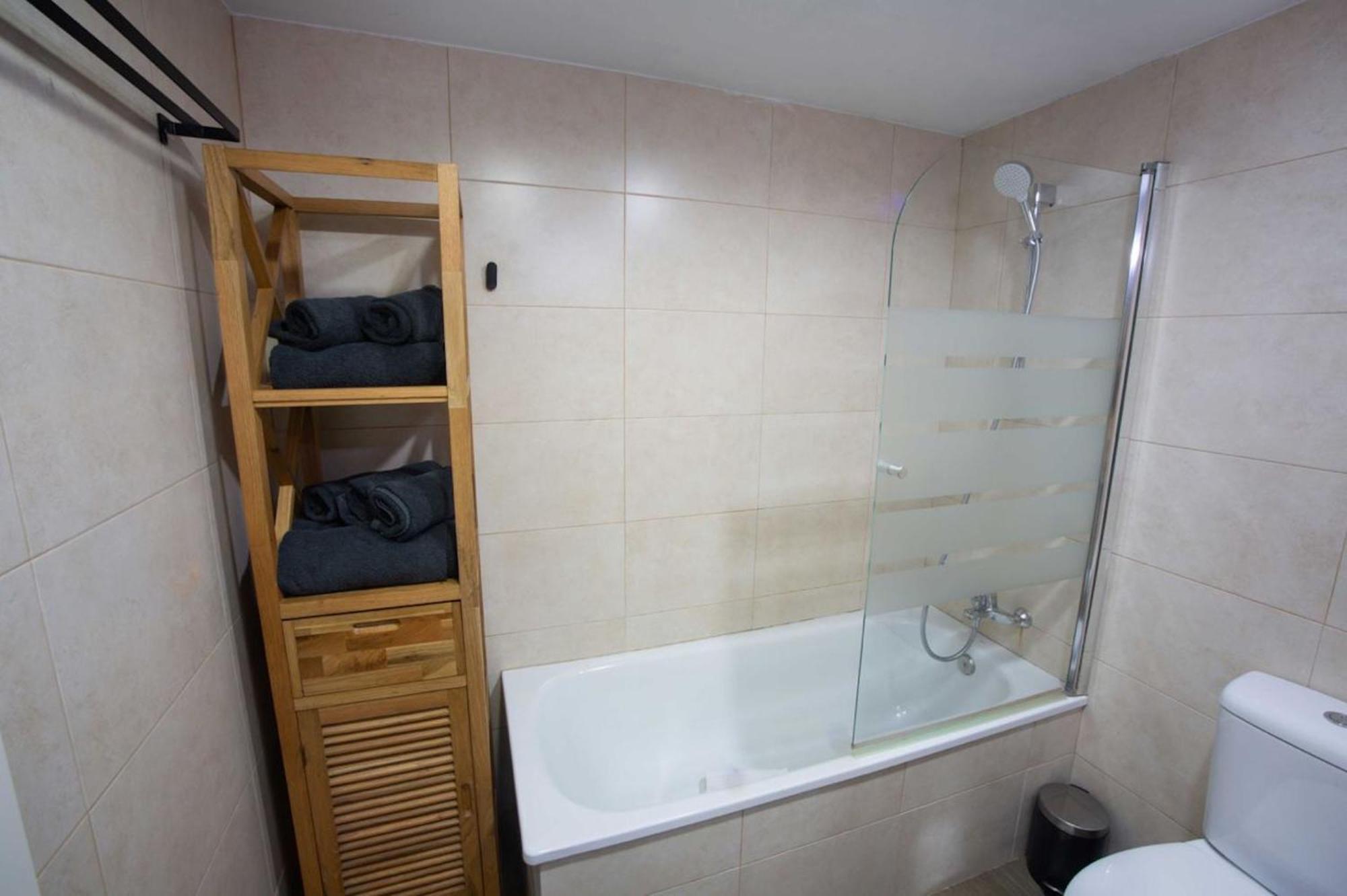 Holidays2Malaga Lagunillas 3 Bedrooms Downtown Local Area 500Mb Free Wifi Exterior foto